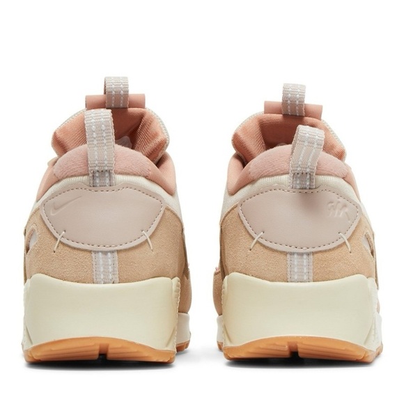 Nike Women's Air Max 90 Futura  Sneakers in Sanddrift, Size 8, Good Condition! - Picture 2 of 10